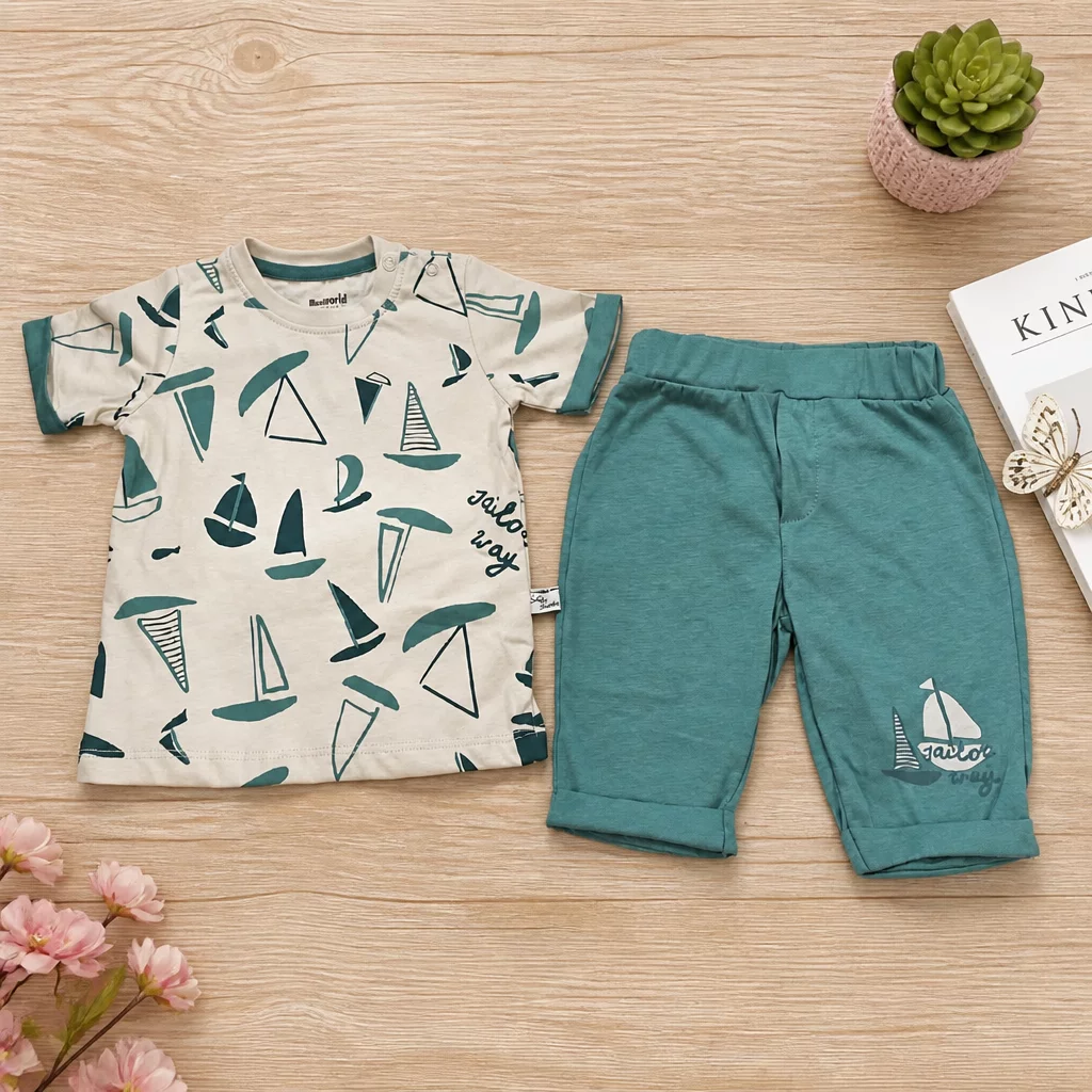 Ensemble short & tee-shirt motif bateau